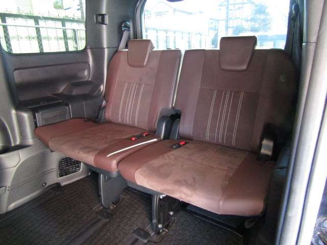 Toyota ESQUIRE 2017-11 9028-18