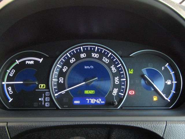 Toyota ESQUIRE 2017-11 9028-10