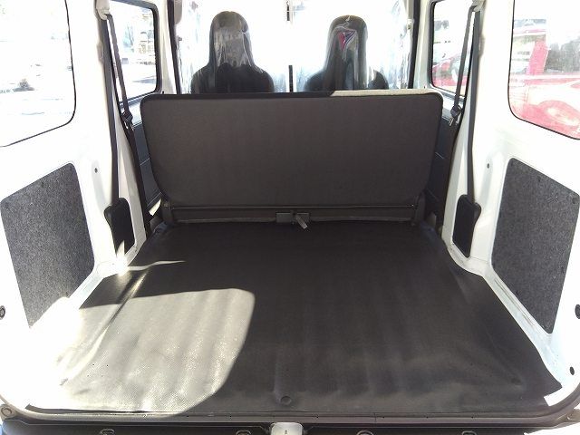 Daihatsu HIJET CARGO 2022-09 180949-23