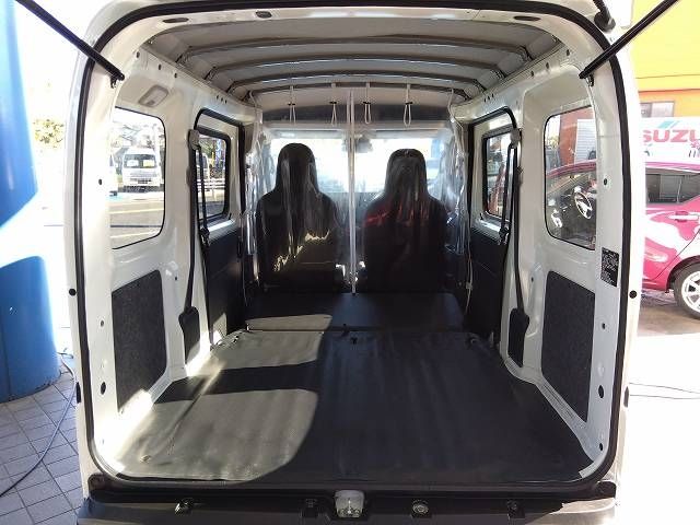 Daihatsu HIJET CARGO 2022-09 180949-26