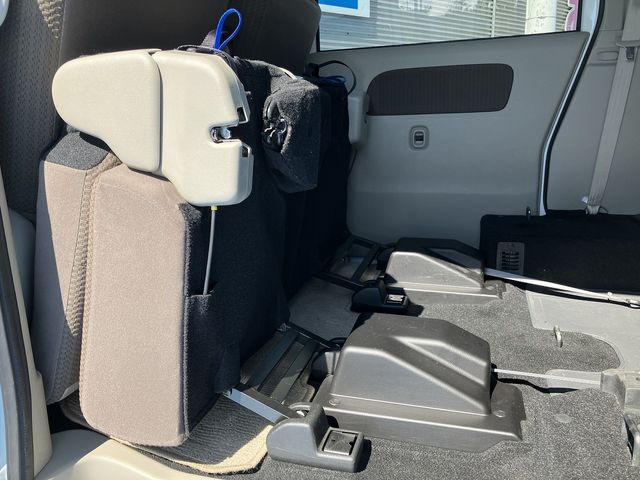 Nissan CLIPPER RIO 2018-07 21464-20