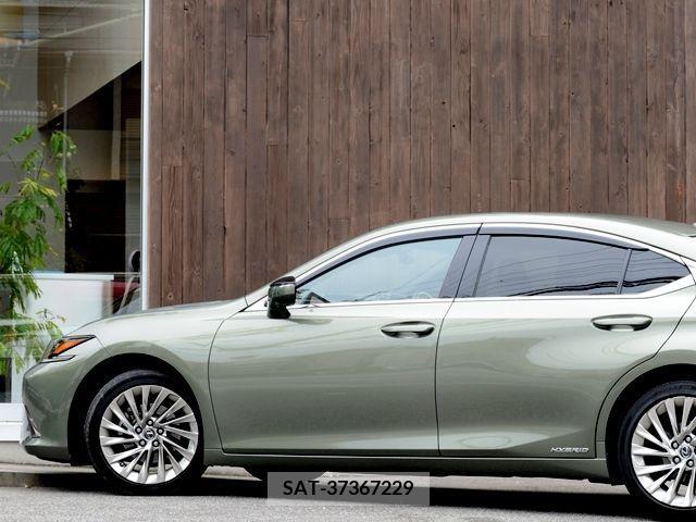 Lexus ES 2019-04 275293-8