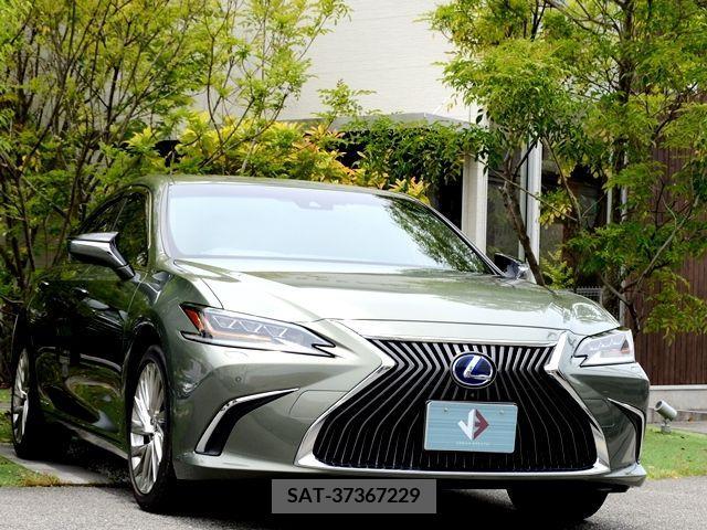 Lexus ES 2019-04 275293-6