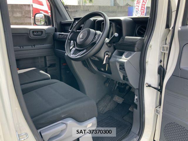 Honda N-VAN 2019-08 307951-12