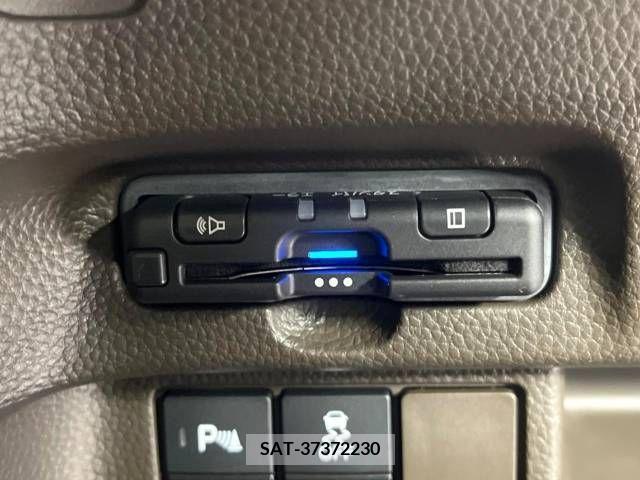 Honda N BOX CUSTOM 2021-01 278883-5