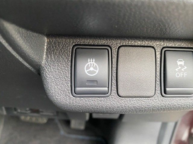 Nissan LEAF 2015-01 7882-10