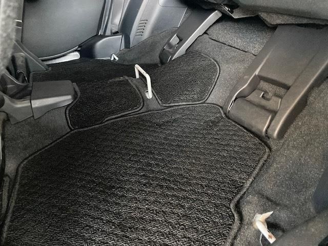 Toyota SIENTA 2016-05 15396-23