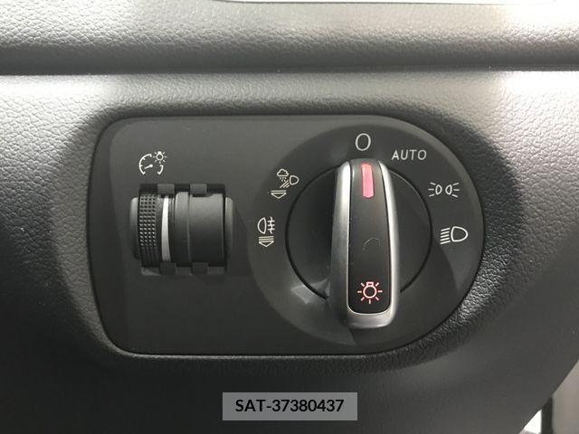 Audi Q3 2016-10 261656-24