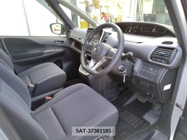 Nissan SERENA 2017-11 284313-18