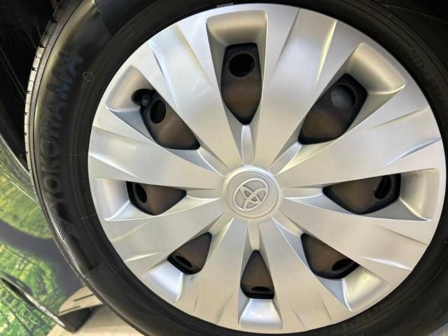 Toyota VOXY 2014-11 14213-14