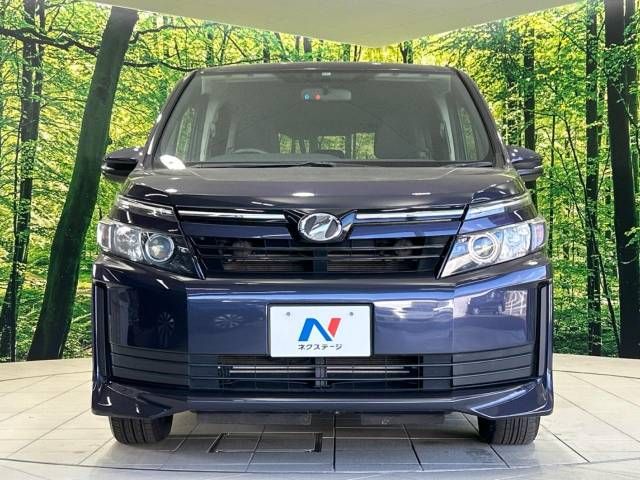 Toyota VOXY 2014-11 14213-15