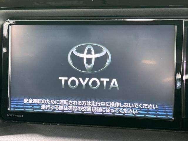 Toyota VOXY 2014-11 14213-2