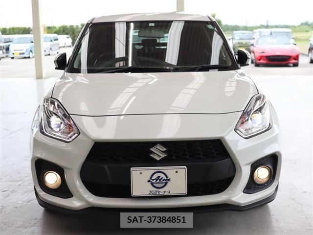 Suzuki SWIFT 2023-01 320863-19