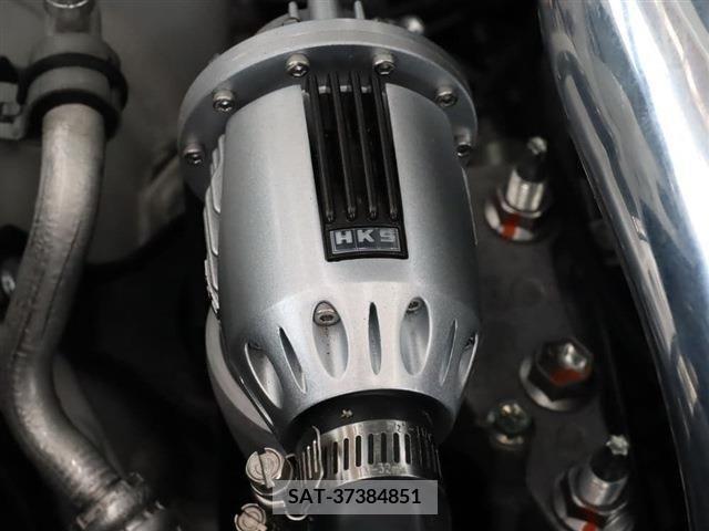 Suzuki SWIFT 2023-01 320863-18