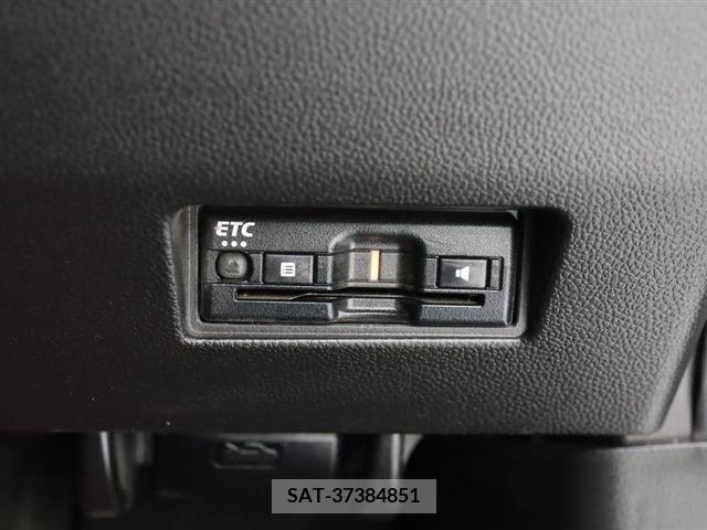 Suzuki SWIFT 2023-01 320863-8