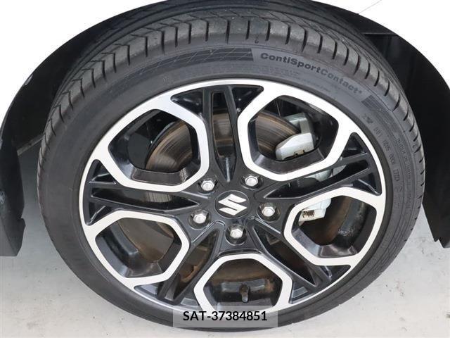 Suzuki SWIFT 2023-01 320863-5