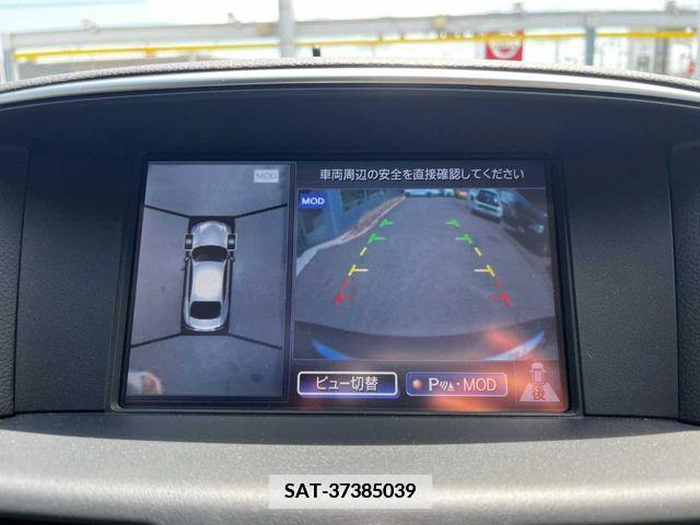 Nissan FUGA 2018-01 387999-3