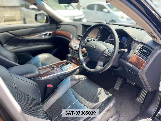 Nissan FUGA 2018-01 387999-18