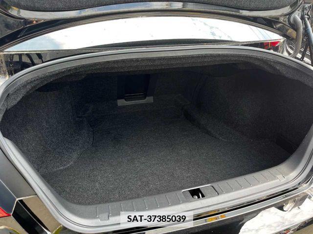 Nissan FUGA 2018-01 387999-22