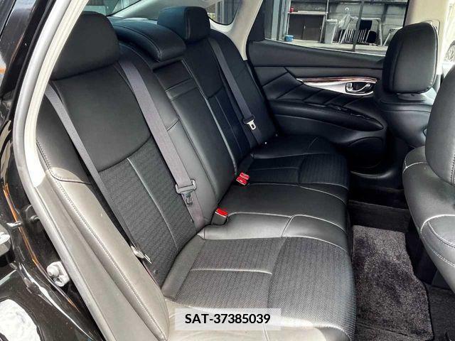 Nissan FUGA 2018-01 387999-21