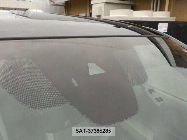 Mazda MX-30 2021-09 331141-8