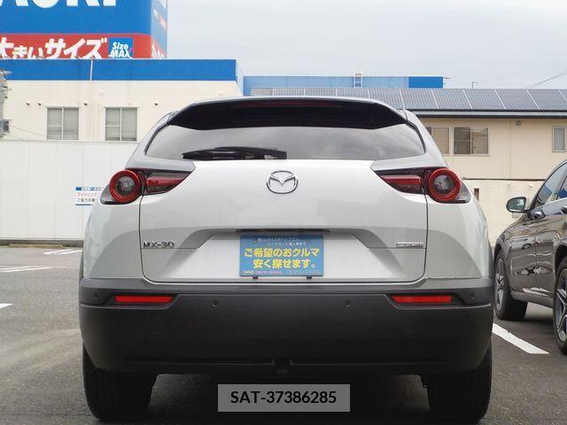 Mazda MX-30 2021-09 331141-4