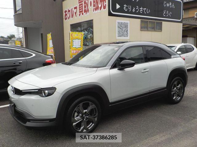 Mazda MX-30 2021-09 331141-6