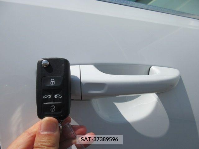 VolksWagen SHARAN 2021-05 289647-14