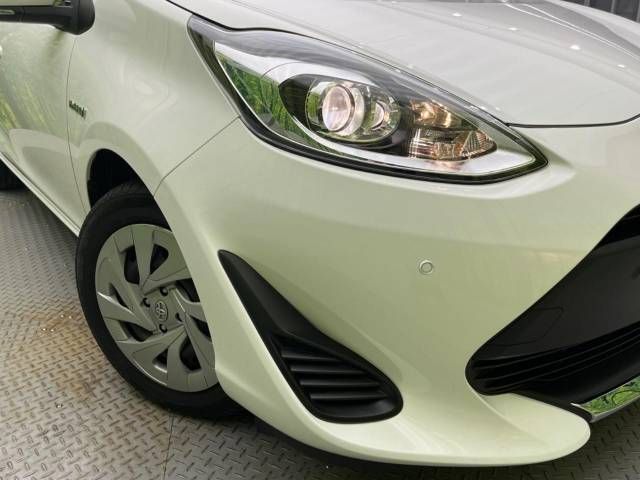 Toyota AQUA 2019-12 24727-12