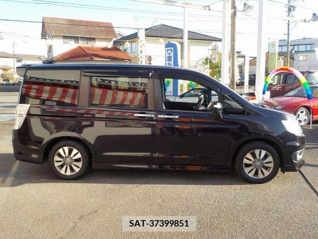 Honda e 2013-05 203925-7