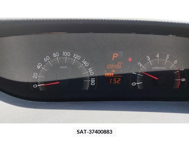 Toyota RACTIS 2009-09 283644-6