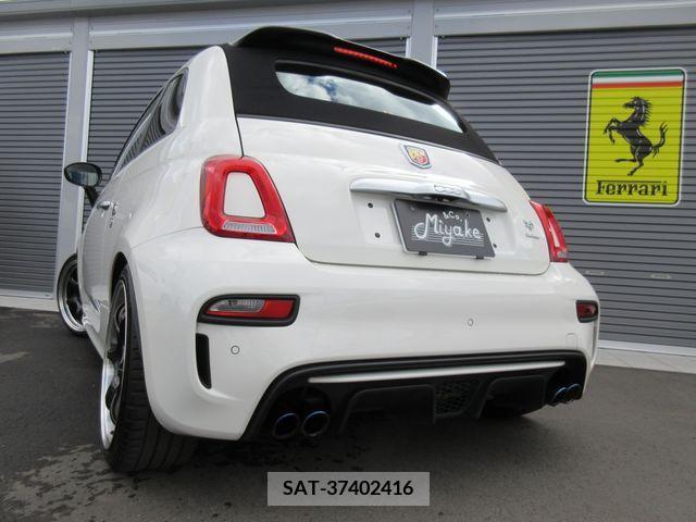 Fiat 595 2021-10 205377-11