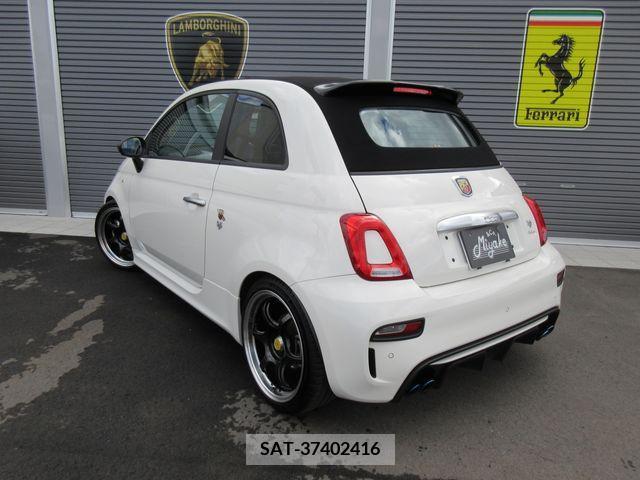 Fiat 595 2021-10 205377-2