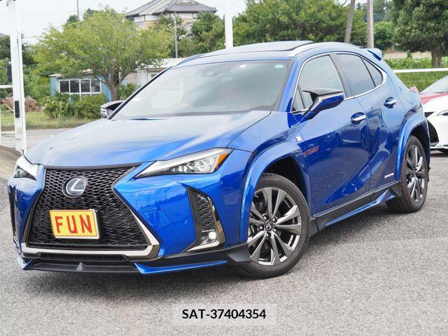 Lexus UX 2020-04 353959-0