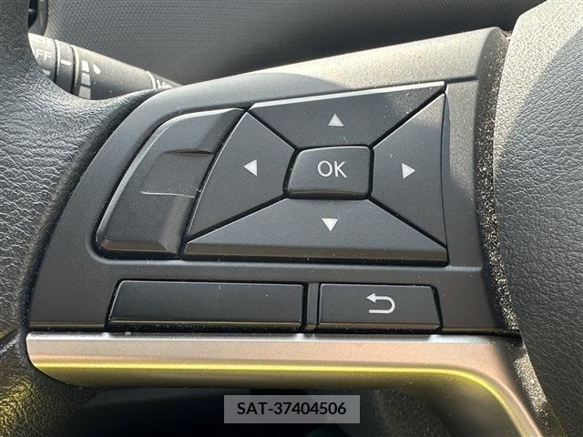 Nissan SERENA 2016-10 256825-7