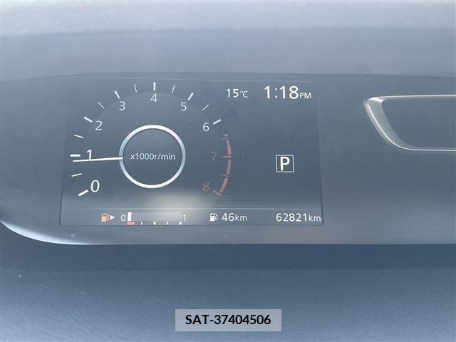 Nissan SERENA 2016-10 256825-3