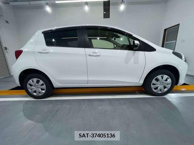 Toyota VITZ 2015-10 314568-8