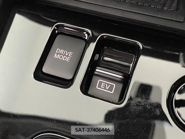 Nissan KICKS 2024-03 275081-14