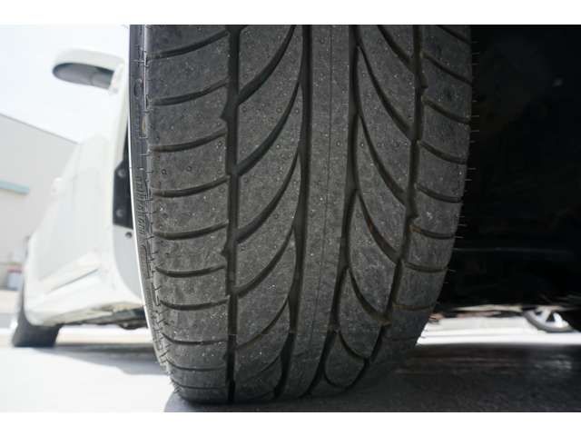 Nissan SKYLINE COUPE 2008-01 5201-19