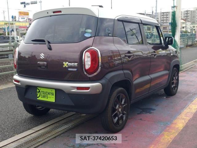 Suzuki X BEE 2018-10 295096-1
