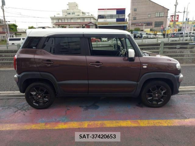 Suzuki X BEE 2018-10 295096-10