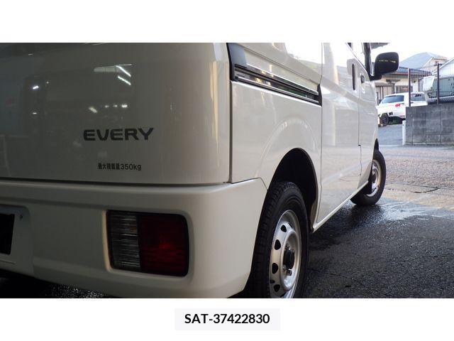 Suzuki EVERY 2018-03 297416-10