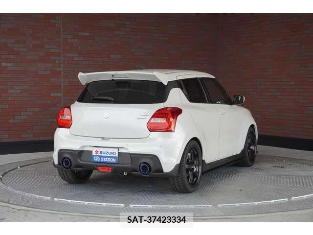 Suzuki SWIFT 2023-10 320830-4