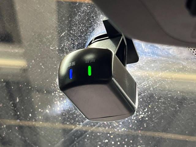 Nissan KICKS 2021-12 181443-7