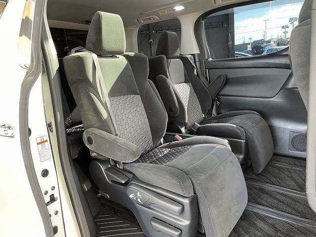 Toyota ALPHARD 2015-08 29288-9