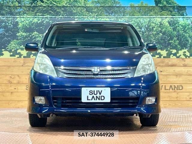 Toyota ISIS 2004-03 377584-14
