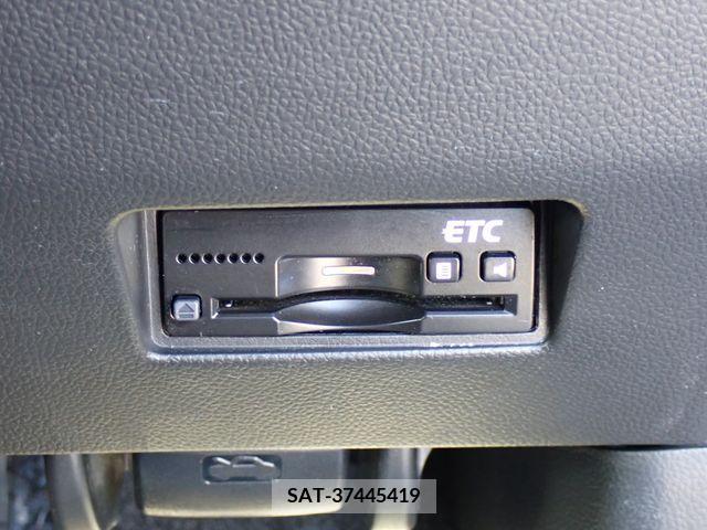 Suzuki SWIFT 2019-10 207430-7