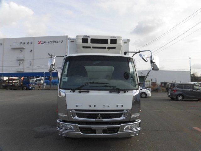 MITSUBISHI FUSO Fighter 2011-12 1380-5