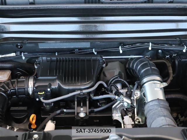 Suzuki X BEE 2022-03 216817-18