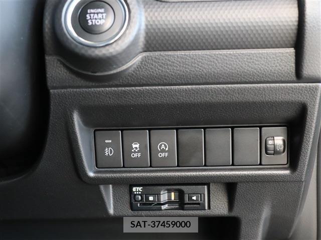 Suzuki X BEE 2022-03 216817-9